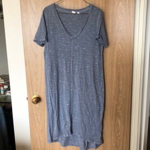 Super comfy Gap hi-lo midi dress.